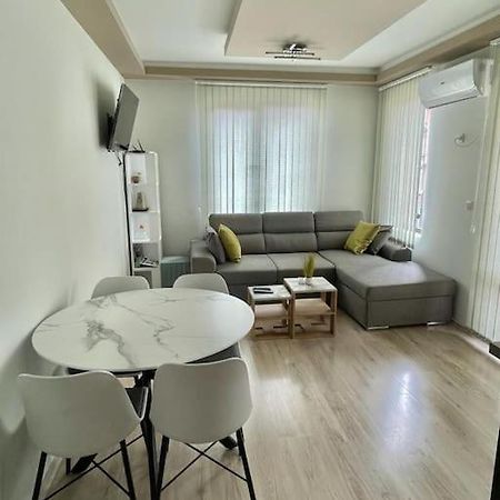 Breeze Apartment Burgasz Kültér fotó